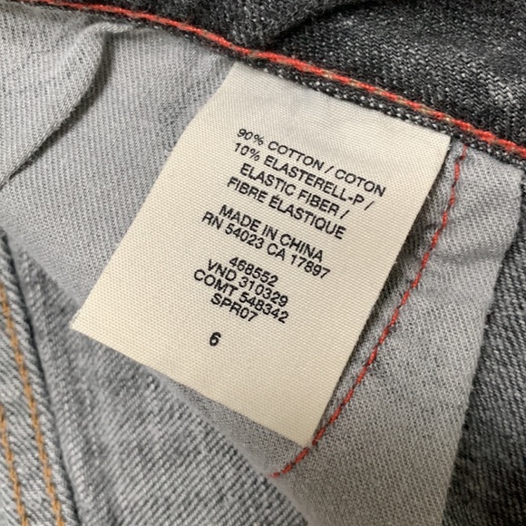 1969 Gap Limited Edition Jean Skirt size 6 - Picture 3 of 5